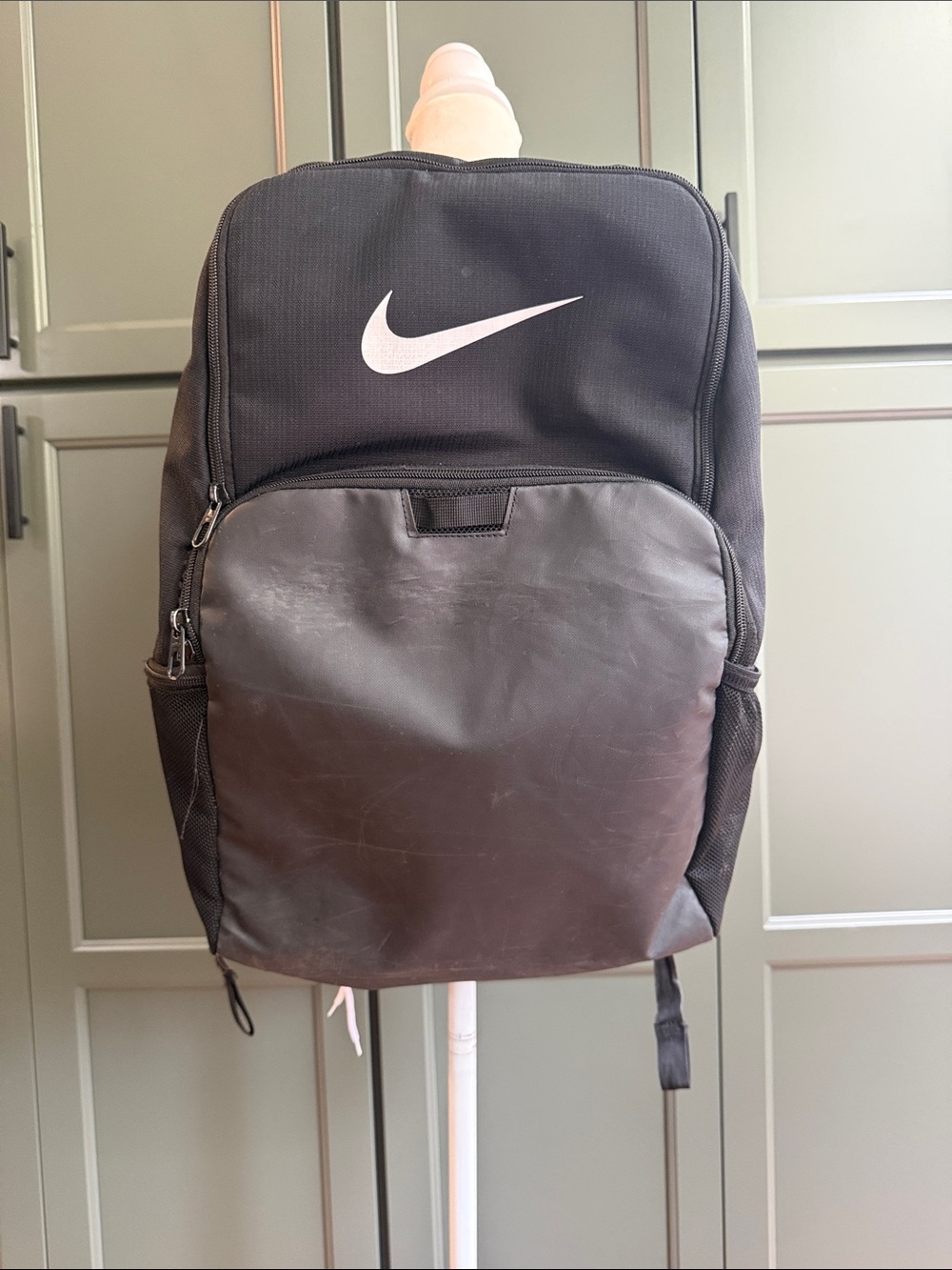 Nike Black Men's school Backpack with Front Pocket